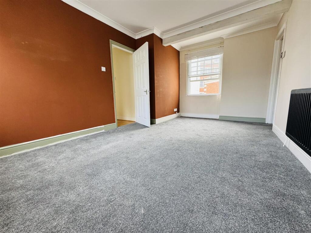 Apartment in Ipswich - View 5