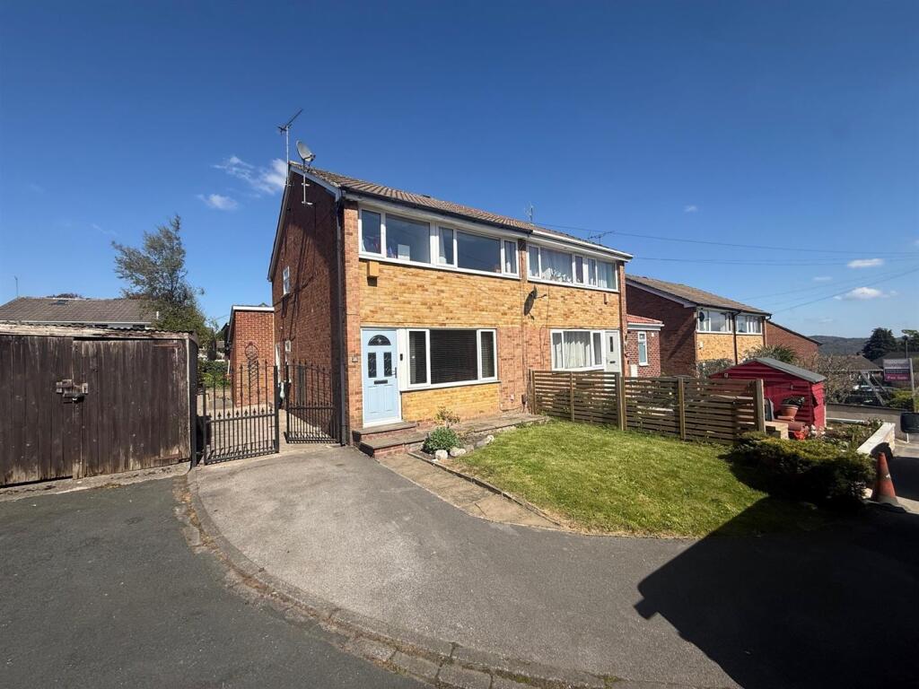 Main image of property: Fourlands Crescent, Idle, Bradford