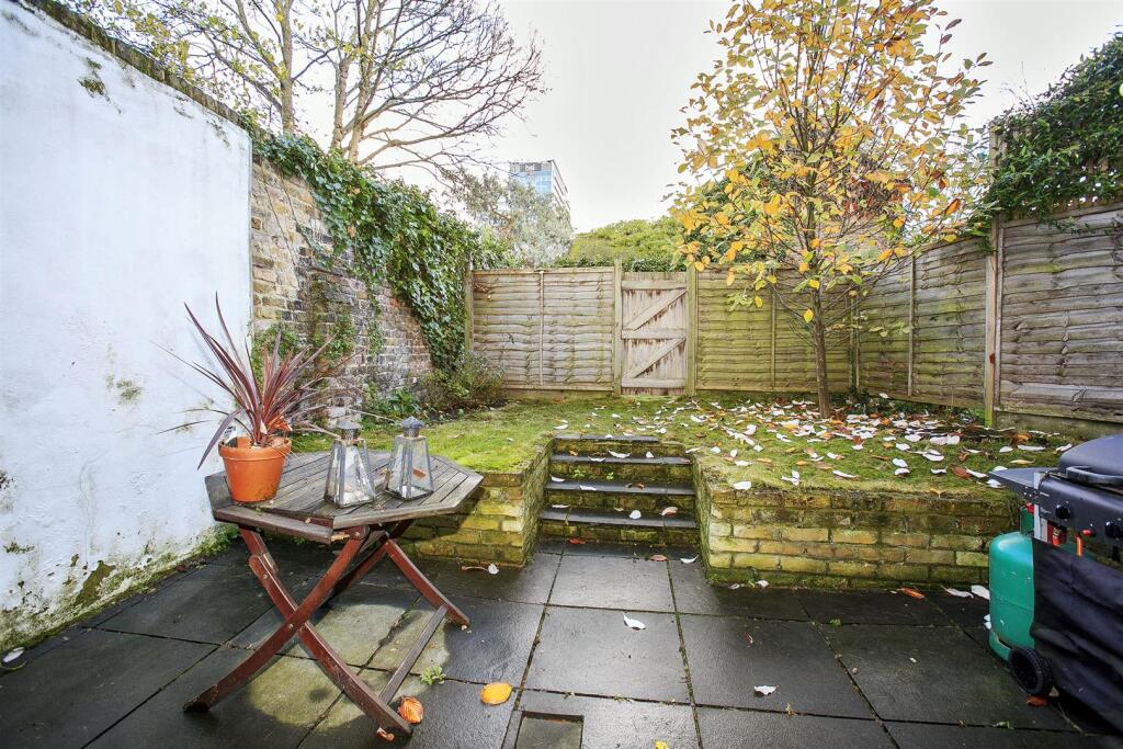 Apartment in London - View 4