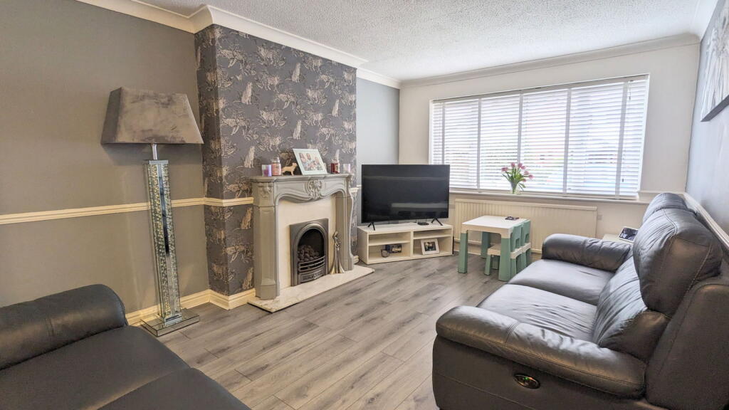 Tiverton Avenue, Skelmersdale, WN8 8PA photo 3