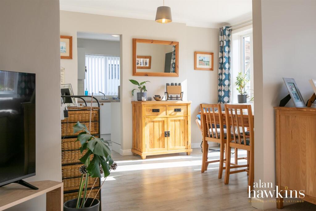 House in Swindon - View 5
