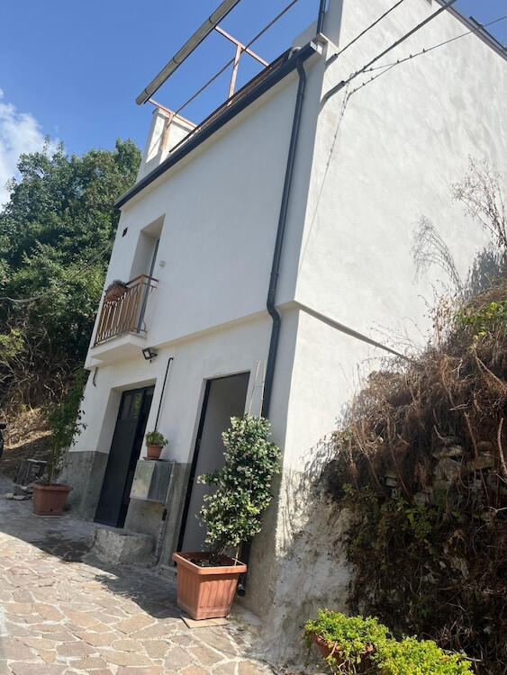 Main image of property: Abruzzo, L`Aquila, Prezza