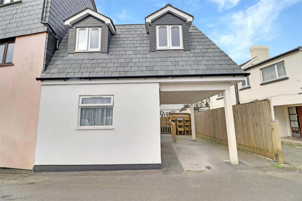 2-bed semi-detached on Queens Mews, Barnstaple, Devon, EX32, £175,000