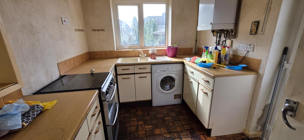 House in Stockport - View 3