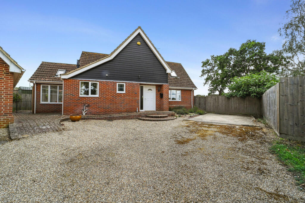 House in East Suffolk, Hollesley - View 5