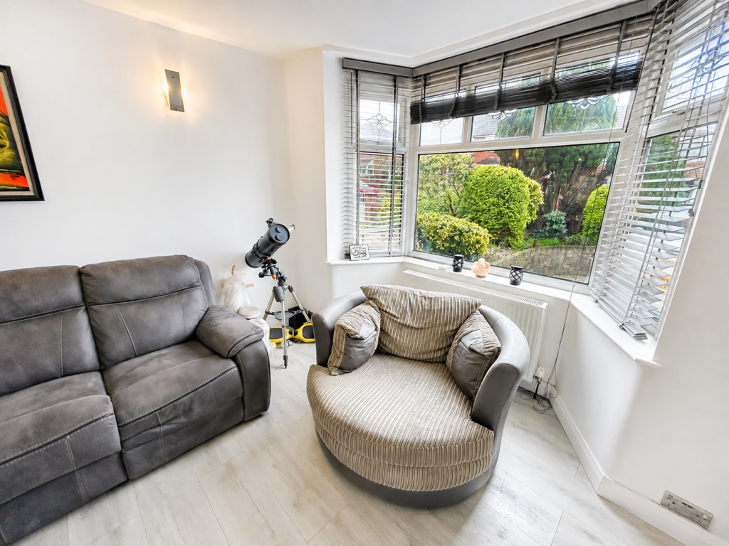 House in Stockport, Edgeley Shopping Centre, Shaw Heath - More