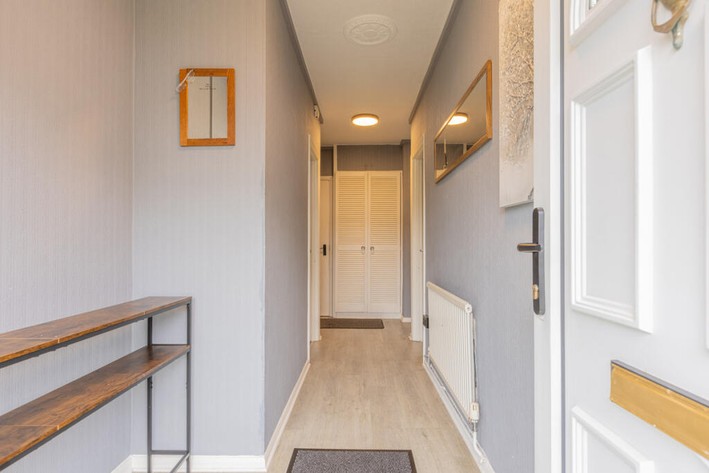 Apartment in Newport, Pye Corner, Rogerstone - View 4