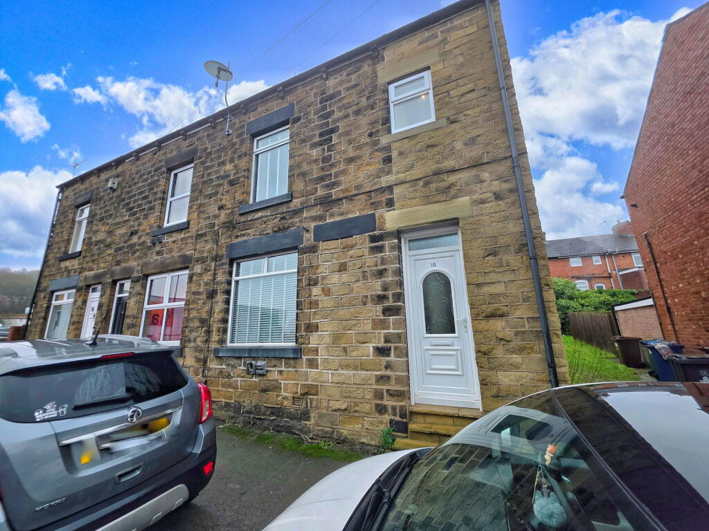 3-bed terraced on Meadow Street, Barnsley, S71 1DE, £130,000