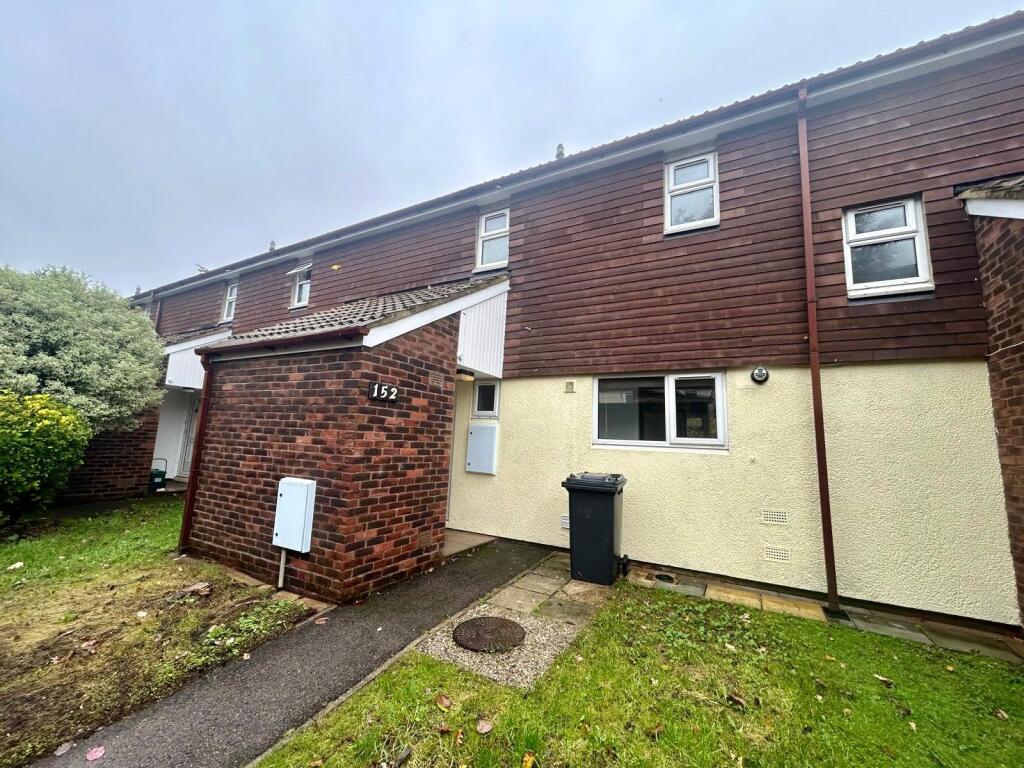 Main image of property: Quetta Park, Church Crookham, Fleet, Hampshire, GU52