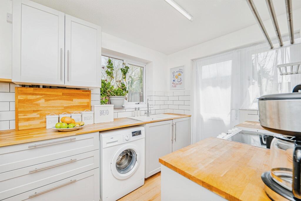 Hazeldene Avenue, Brackla, Bridgend - View 6