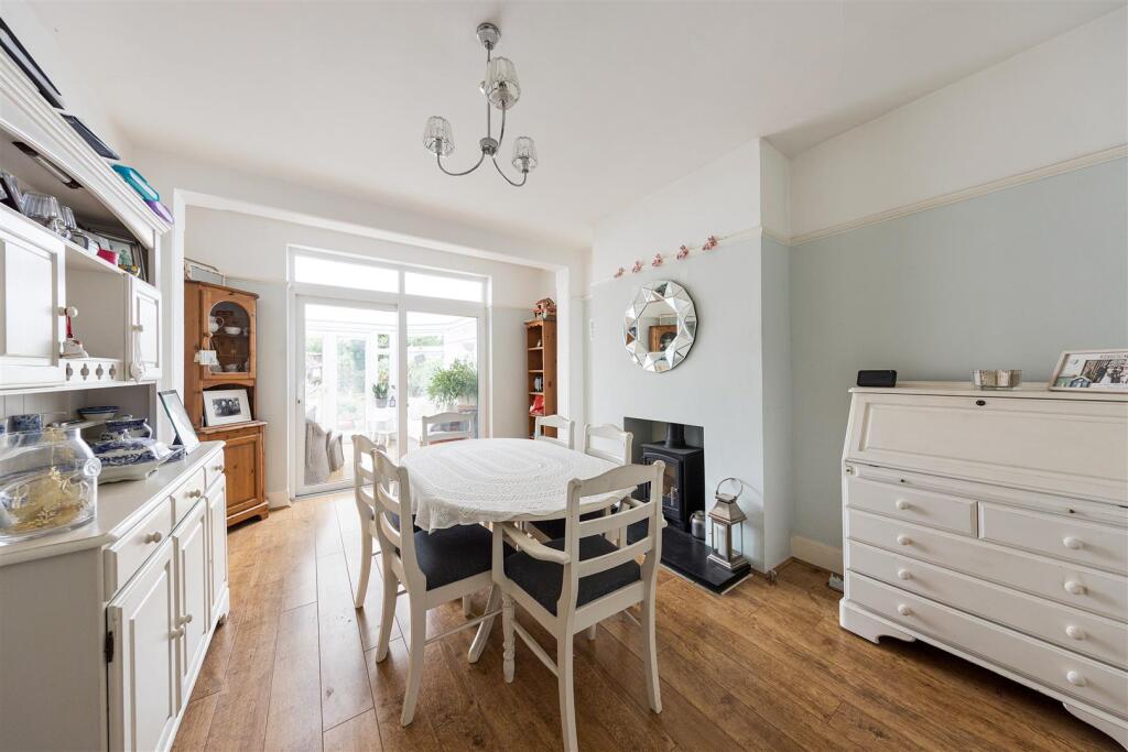 House in Ilford - View 4
