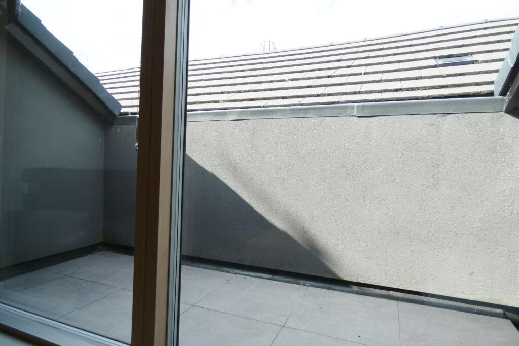 Apartment in Preston - View 4
