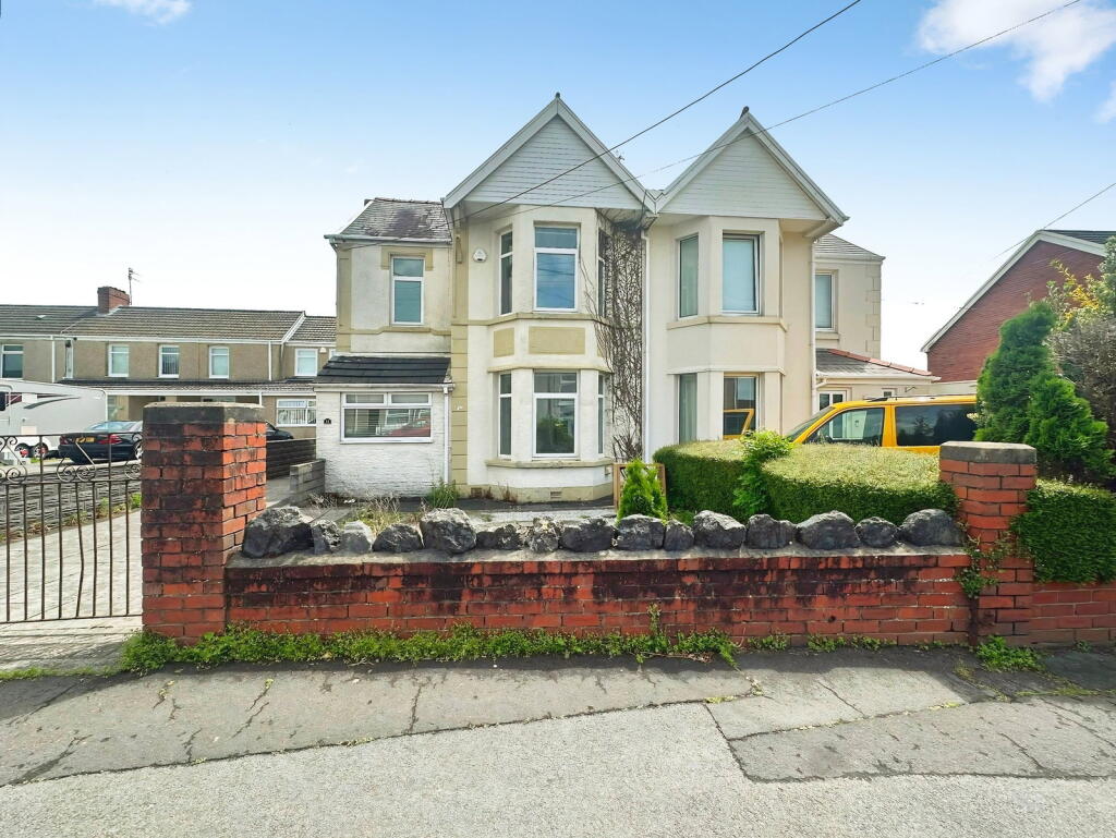 Frampton Road, Gorseinon, Swansea, SA4 4XY photo 2