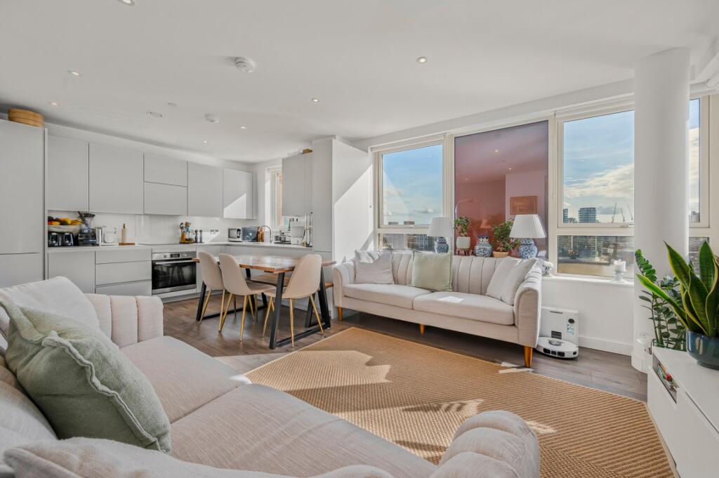 2-bed flat on Pier Road, 
Silvertown, E16, £500,000