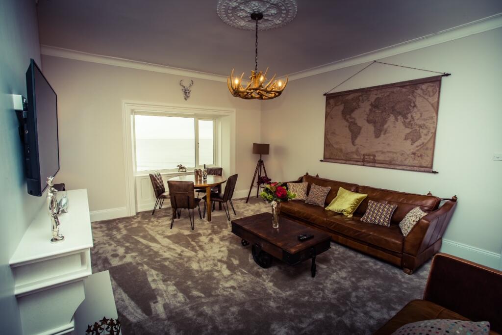 Apartment in North Tyneside, Cullercoats - View 5
