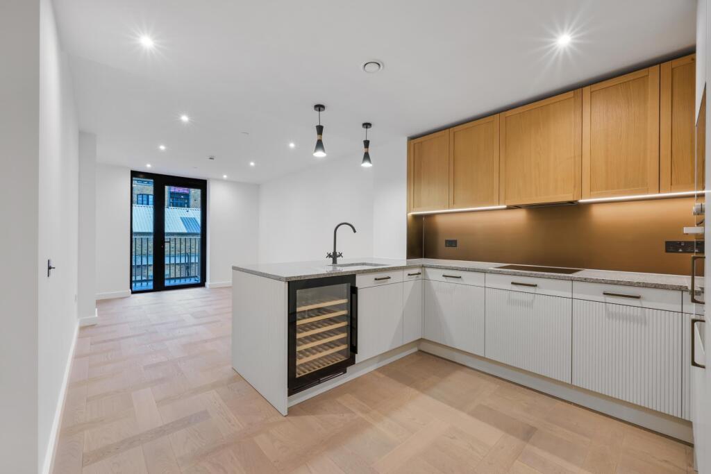 Main image of property: London Dock, Gauging Square, E1W