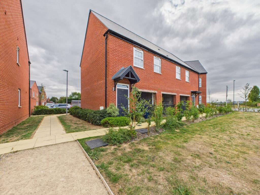 Main image of property: Dolwen Walk, Twigworth, Gloucester, Gloucestershire, GL2