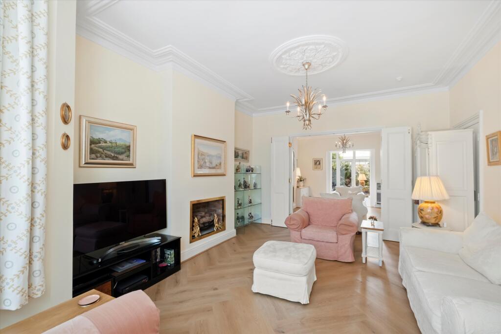 House in London - More