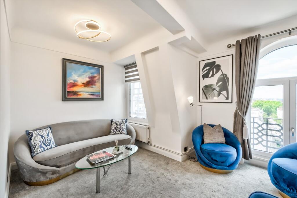 Apartment in London - View 3