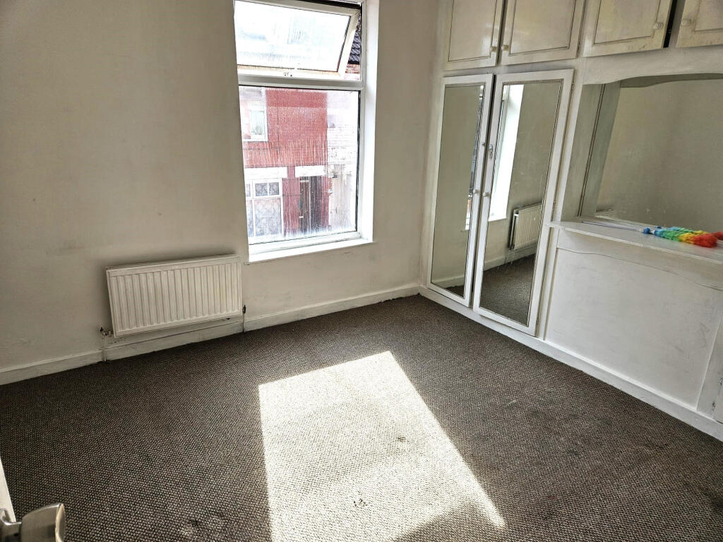 Ollier Avenue, Manchester, M12 photo 2
