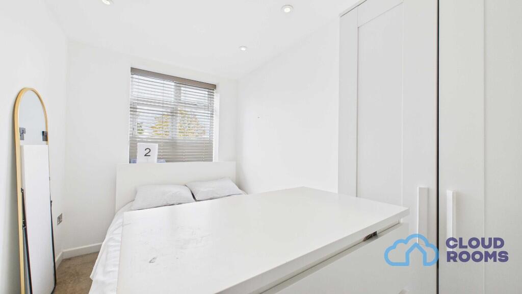 Main image of property: Brewster Road, London, E10