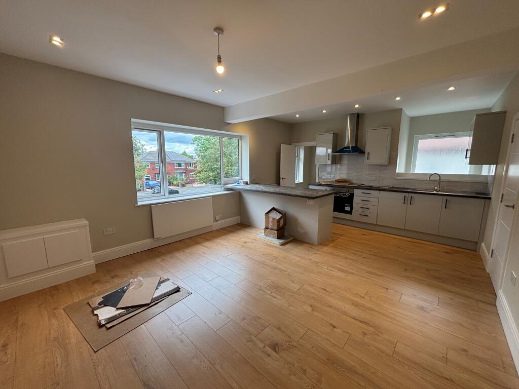 Apartment in Manchester, Greater Manchester - View 4