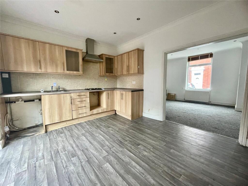 St. Davids Road, Preston, Lancashire, PR1 - View 4