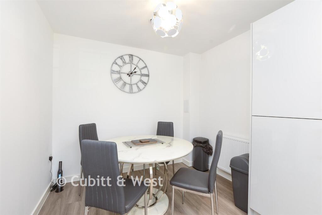 Moore Road, Crawley, West Sussex - View 5