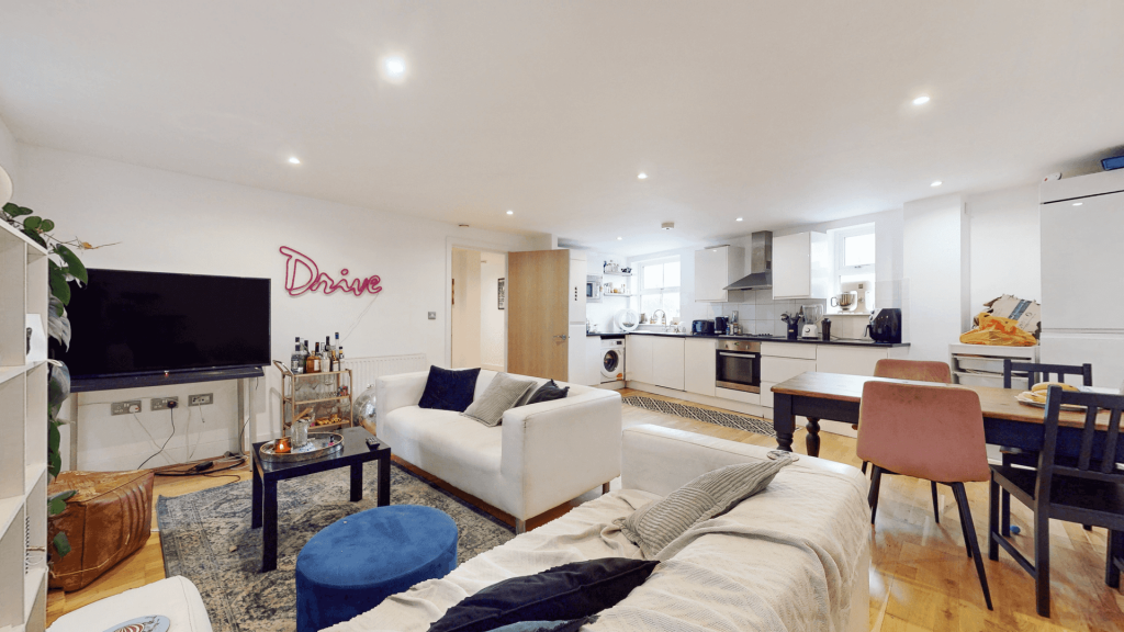 Apartment in London - View 3