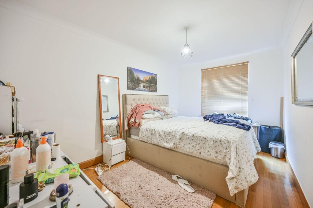 Main image of property: Pert Close, Muswell Hill, London, N10