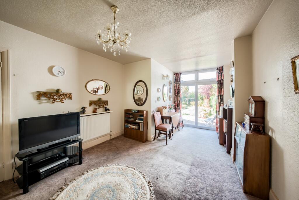 House in Stratford-on-Avon, Shottery, Stratford-upon-Avon - View 4