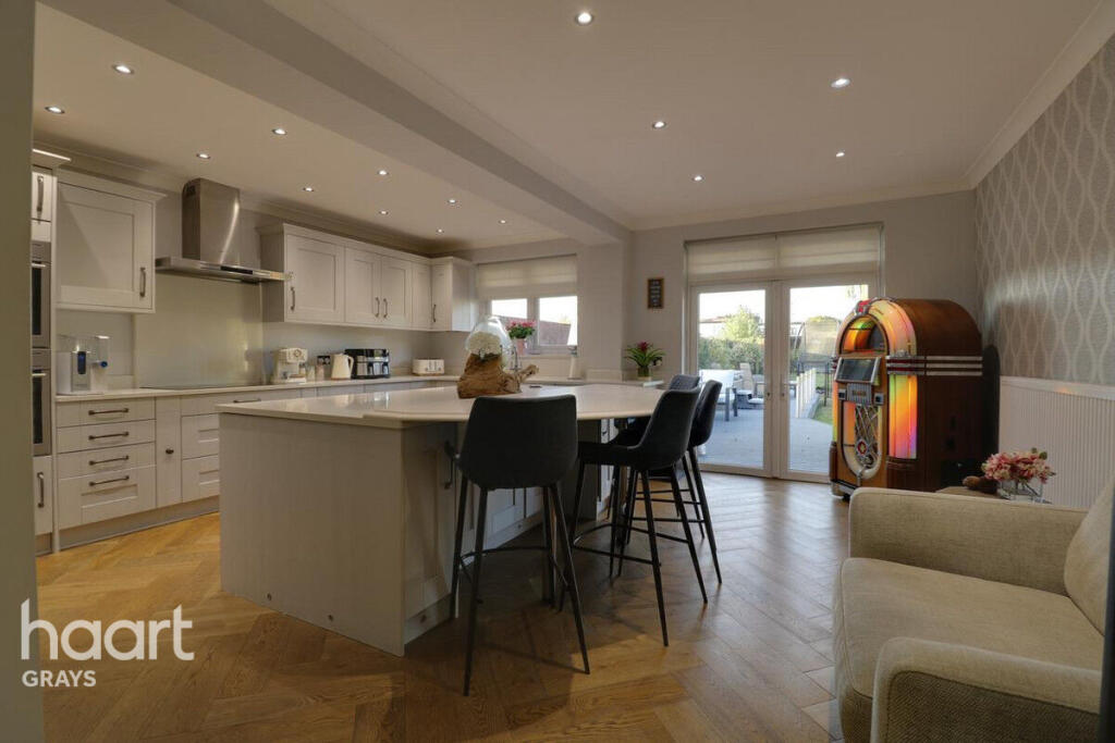 House in Chelmsford - View 4