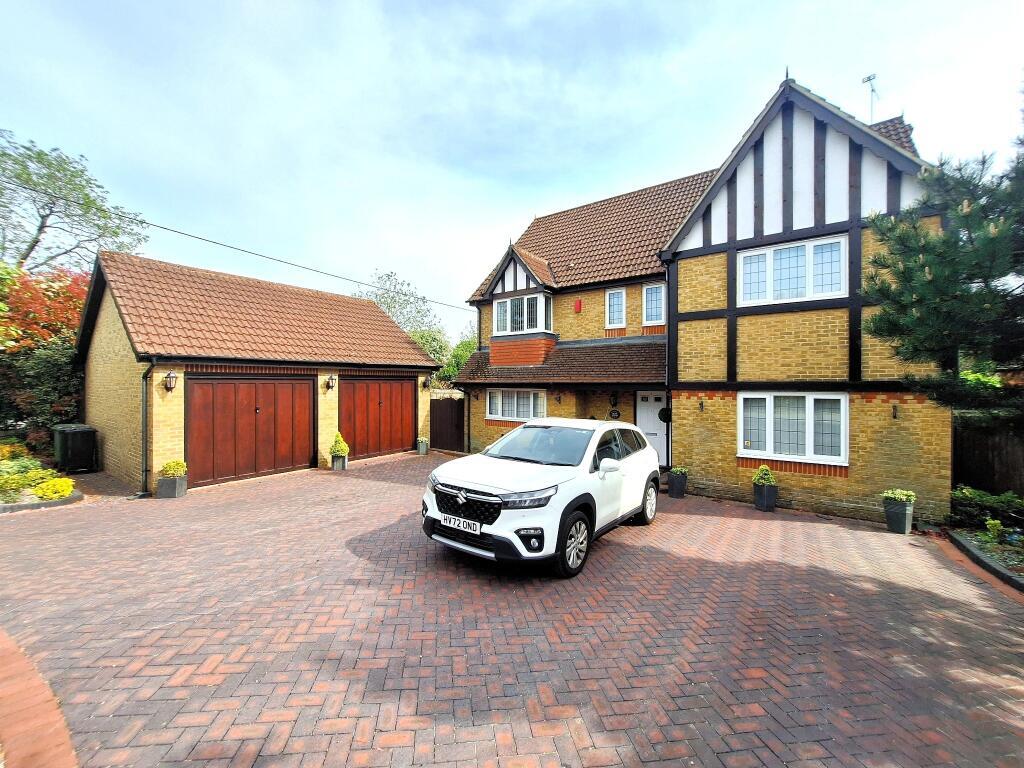 Main image of property: Bush House, Botley Road, Fair Oak, Eastleigh, Hampshire SO50 7AN
