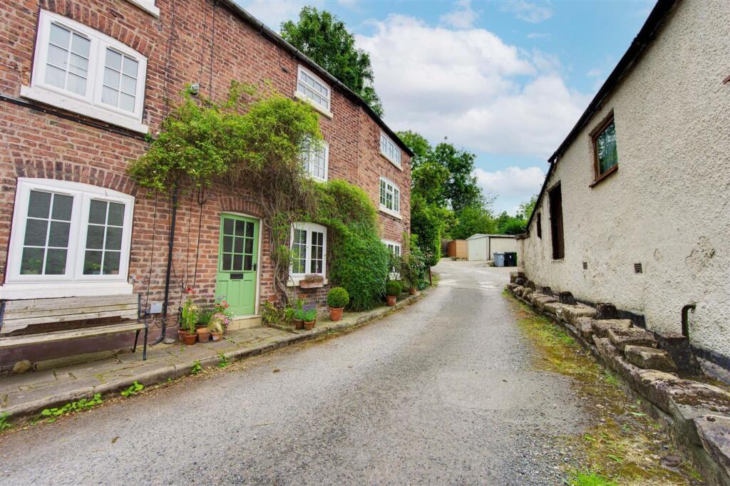 House in Congleton, Brook Valley, Buglawton - View 3