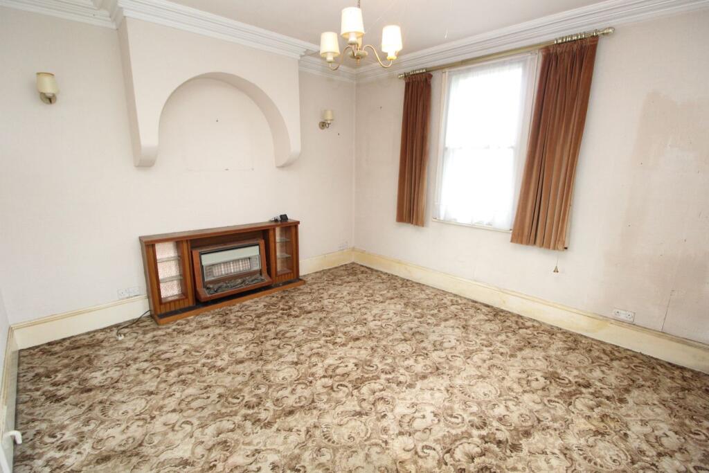 House in Leicester - More