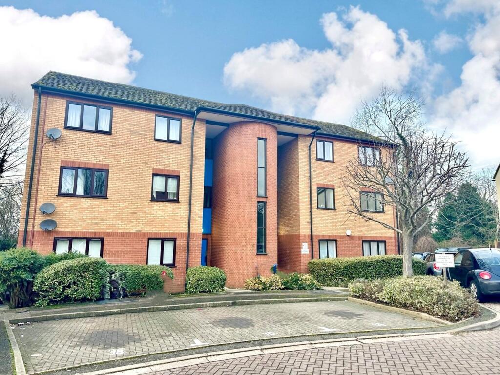 Main image of property: Marigold Place, Harlow, CM17