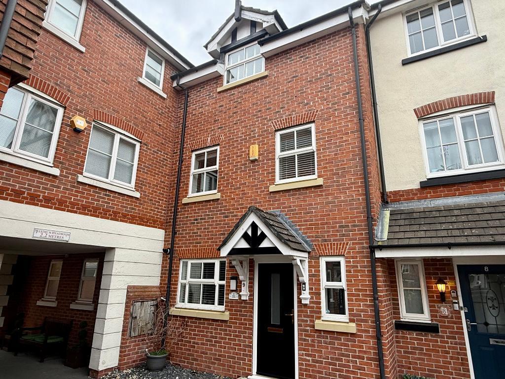 Main image of property: Finsbury Way, Handforth, Stockport, SK9 3AQ