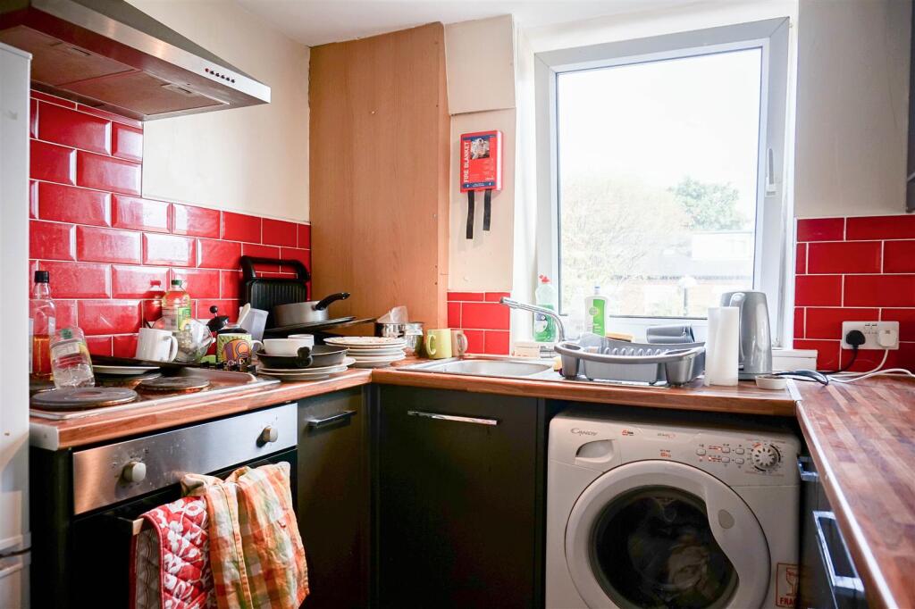 Apartment in Leeds - More