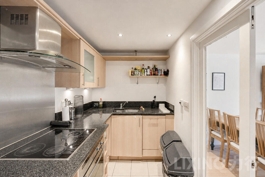 Apartment in London, Tachbrook Estate, Millbank - View 4