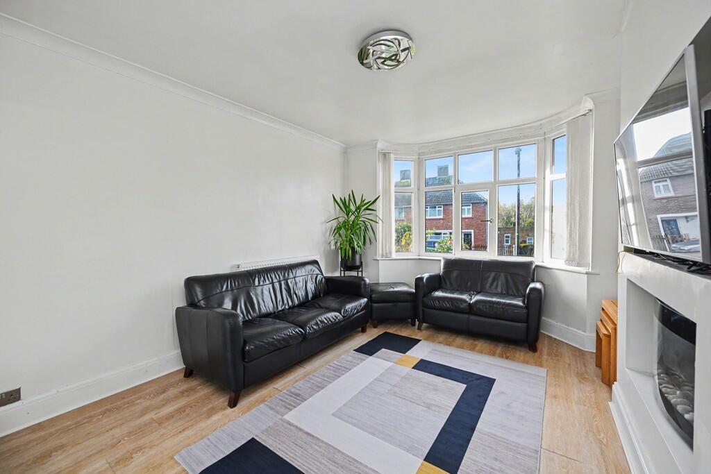 Lytham Road, Rugby, Warwickshire photo 3