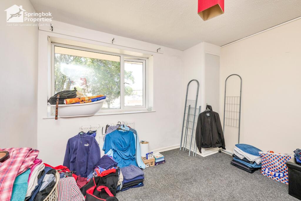 Apartment in Northamptonshire, North Northamptonshire - More