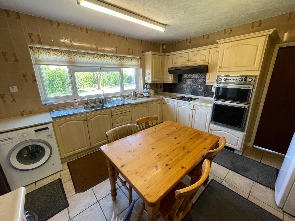 Tara, Crook Tree Lane, Hatfield, Doncaster, DN7 6EW photo 4