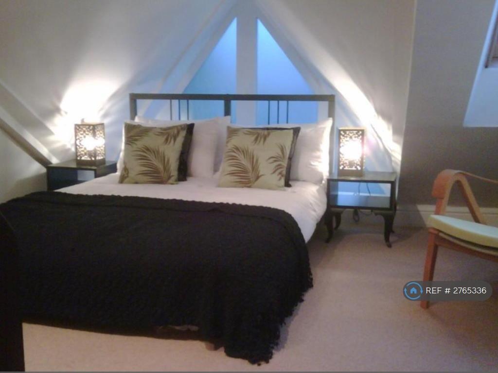 Main image of property: Byron Avenue, London, SM1