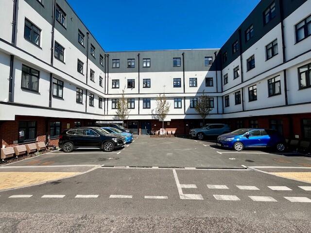 Main image of property: New Street, Aylesbury