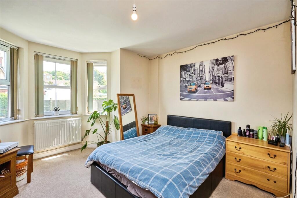 Apartment in Ryde, Isle of Wight - More
