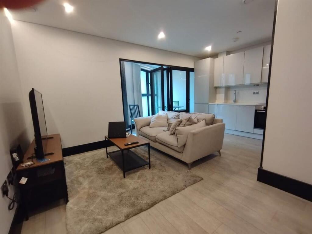 Main image of property: Buckle Street, London