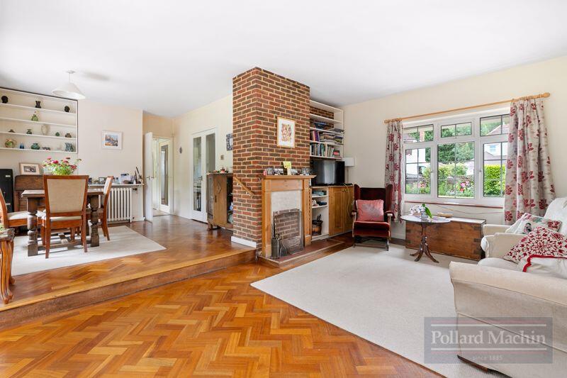 Onslow Gardens, Sanderstead photo 2