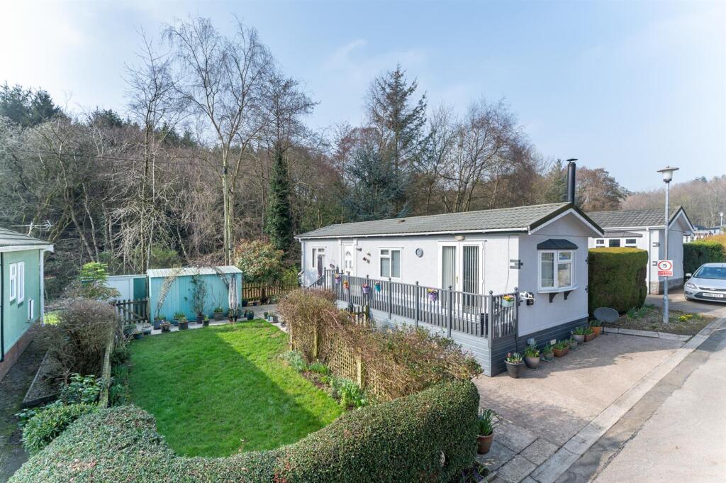 Main image of property: Otley Old Road, Horsforth, Leeds