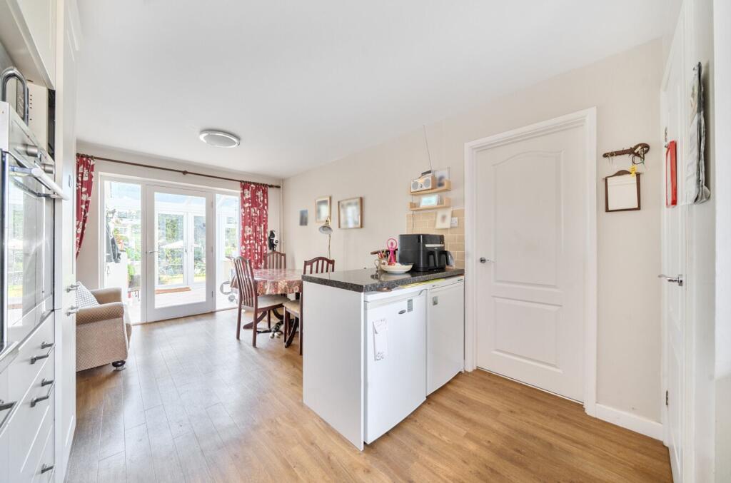 House in Thornbury, Milbury Heath - View 3