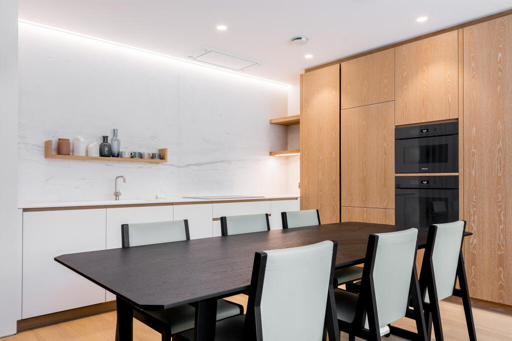 Apartment in London, Lot's Village, Brompton - View 4